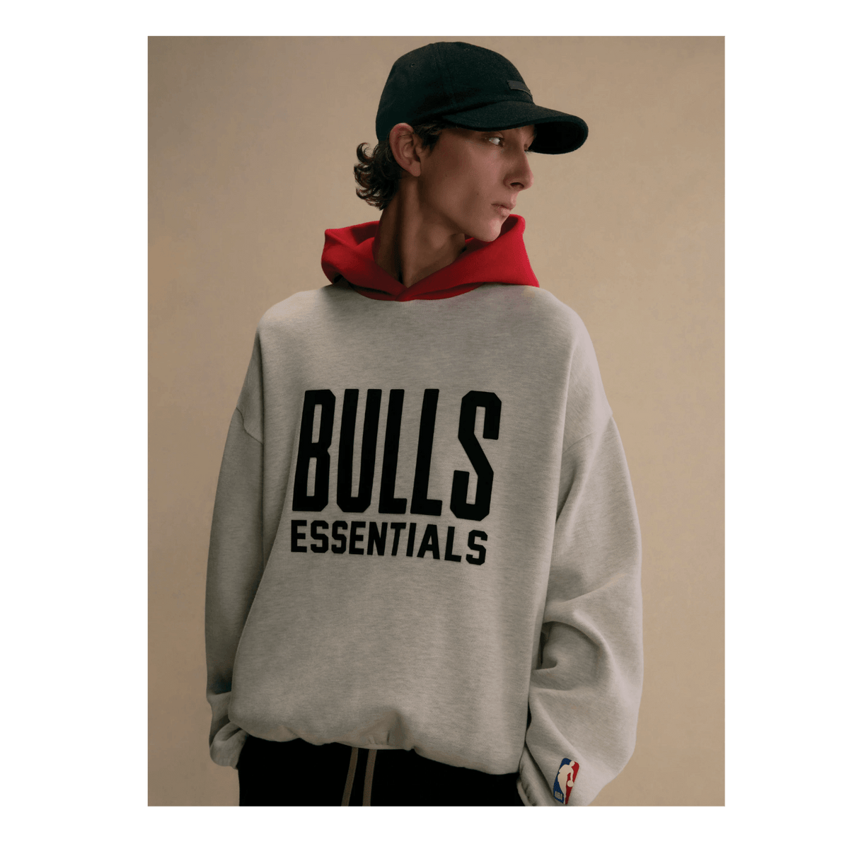 海外【FEAR OF GOD】Essentials Bulls Hoodie Chicago Bulls x Fear Of God Essentials Hoodie - Unisex