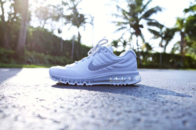 Nike Air Max 2017 en triple blanco
