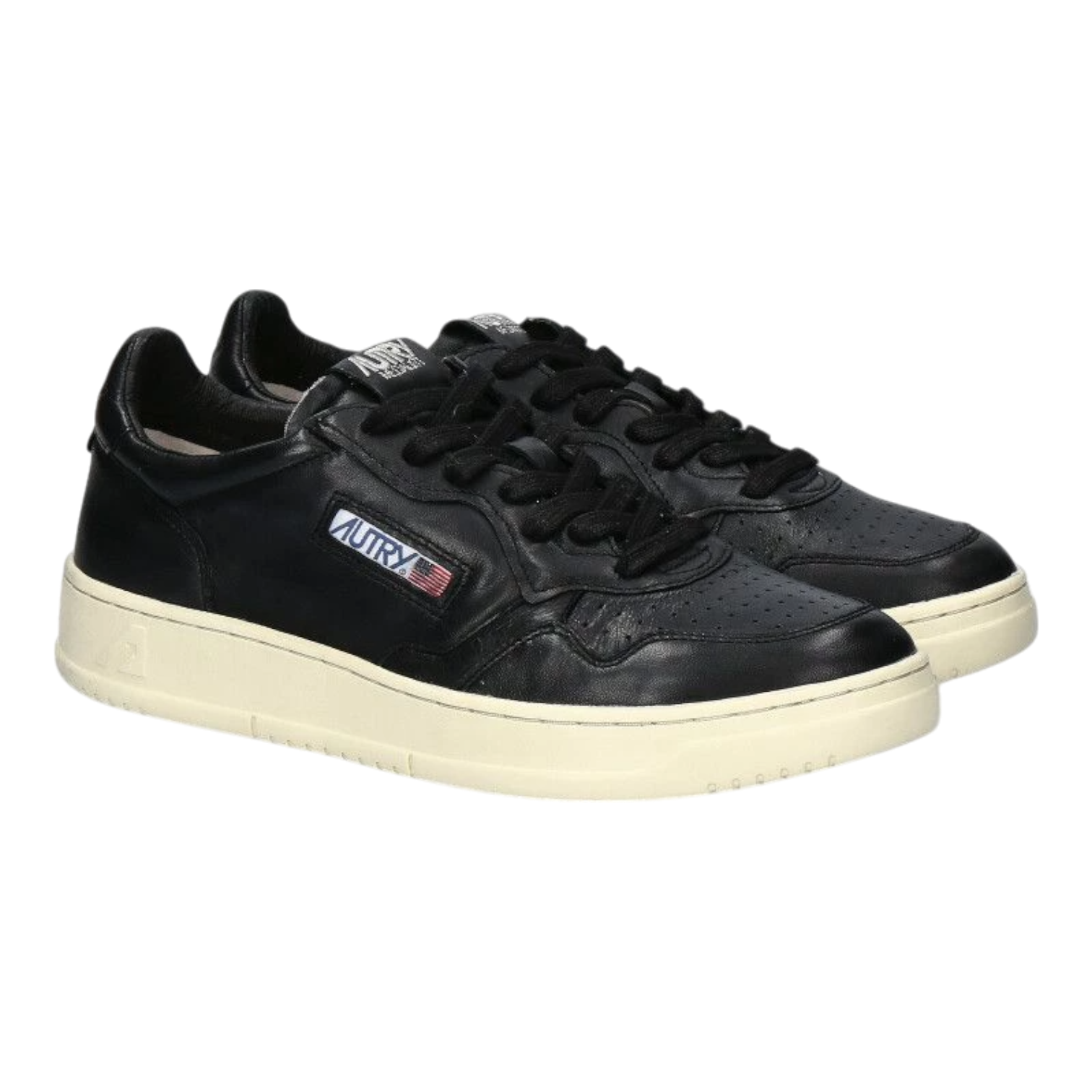 Autry Medalist Low Sneakers - Vintage-Inspired Luxury Footwear Autry Medalist Low Sneakers - Vintage-Inspired Luxury Footwear