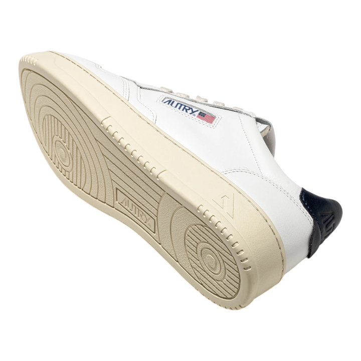 【美品】AUTRY ホワイト スニーカー Autry Medalist Low Sneakers White and black Men AULM-LL12