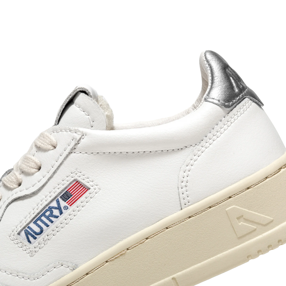 AUTRY ホワイトレザー スニーカー Autry Medalist Low Sneakers Leather-White/Silver for Women