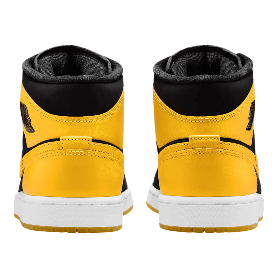 NIKE スニーカー　air jordan 1 mid new love Jordan Air Jordan 1 Mid SE 'New Love' – DTLR