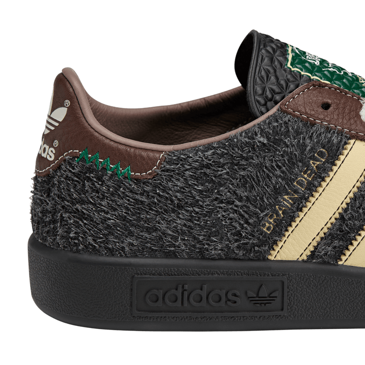 hia_　0331 adidas x Forest Hills Brain Dead (Core Black/Pantone/Branch