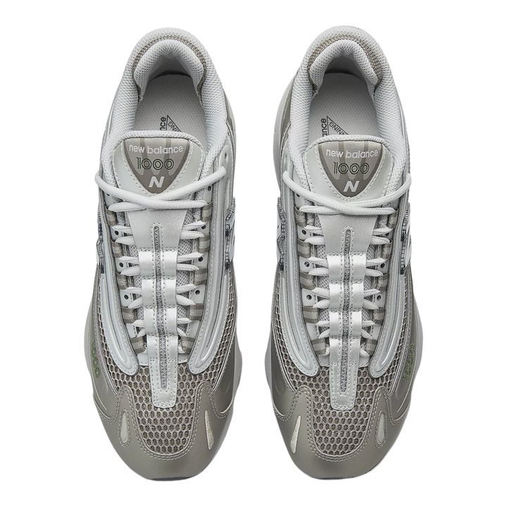 ✨️美品✨️New Balance 1000 シルバー New Balance 1000 Light Silver/Metallic M1000N