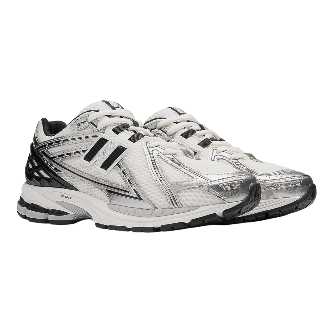 即日発送★used New Balance M1906R 24cm New Balance M1906RER Silver/Black - Running Shoes