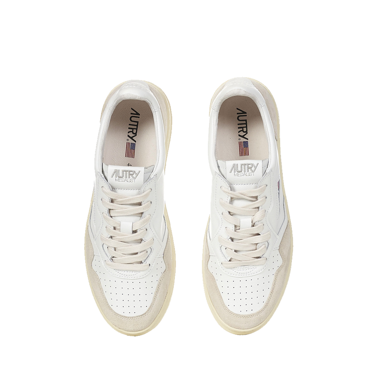 AUTRY｜SNEAKERS (AULM LS33) AUTRY White leather low-top sneakers | TheDoubleF